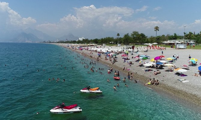 Oyunu kullanan denize koştu