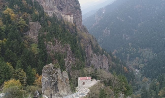 Aya Varvara Kilisesi’ne Arap turist ilgisi