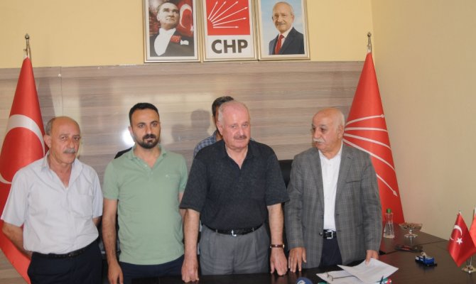 CHP’de istifa depremi