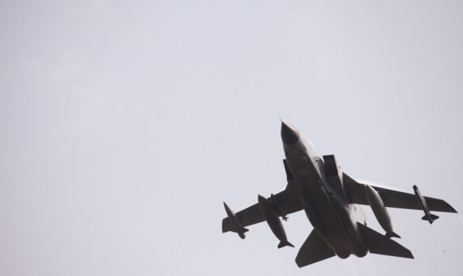 Rusya, 30 uçak ve bin 140 askerini Suriye’den çekti