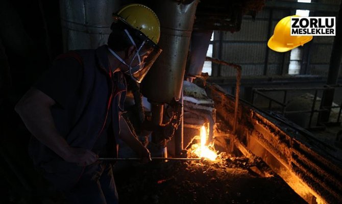 Volkanik taşları eritip yüne çeviriyorlar