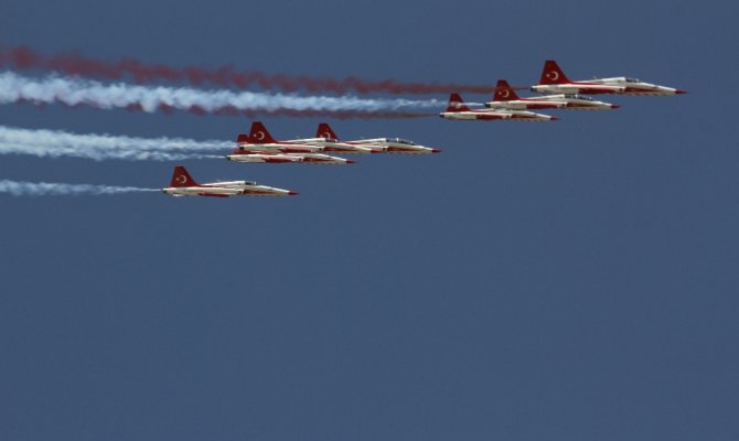 Türk yıldızları yine nefes kesti