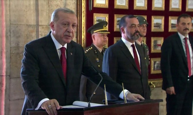 Erdoğan Anıtkabir’i ziyaret etti