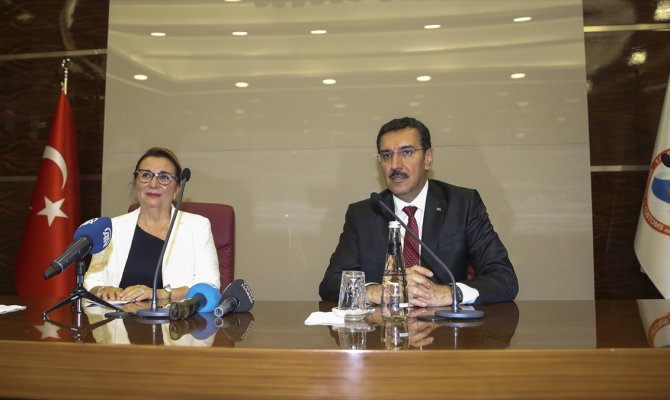 Pekcan, görevi Tüfenkci'den devraldı