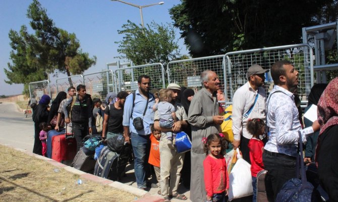 37 bin Suriyeli Türkiye’ye dönüş yaptı