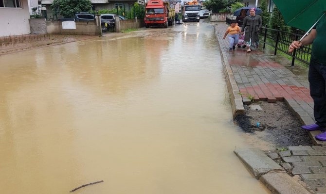 Ordu’da dereler doldu taştı