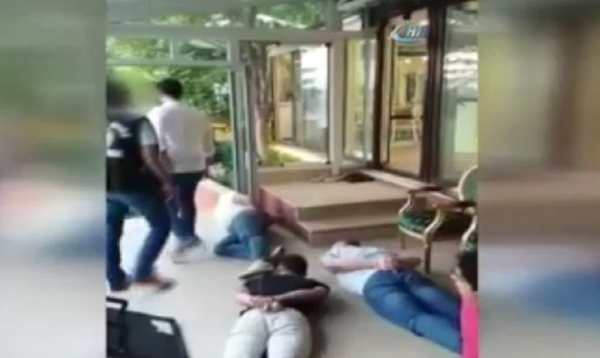 Adnan Oktar’ın villasına ilk baskın anı