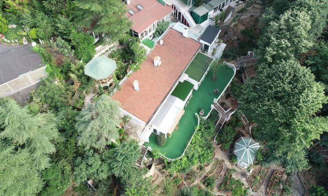 İşte Adnan Oktar’ın villasından kaçtığı o patika yol