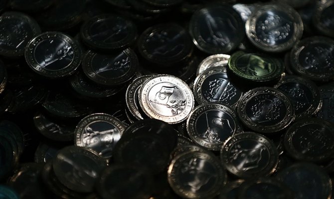 Cepteki bozukluk 7,5 milyar adedi aştı