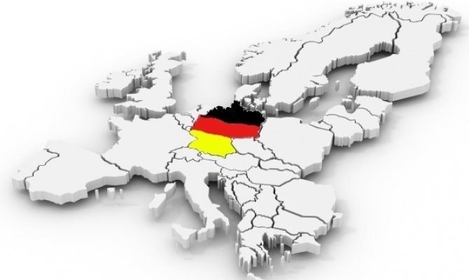 Almanya’da bıçaklı saldırı: 14 yaralı