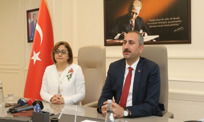 Fatma Şahin Bakan Gül’ü ağırladı