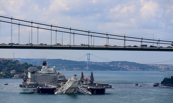 TürkAkım'da kıyı geçişi çalışmalarına başlandı