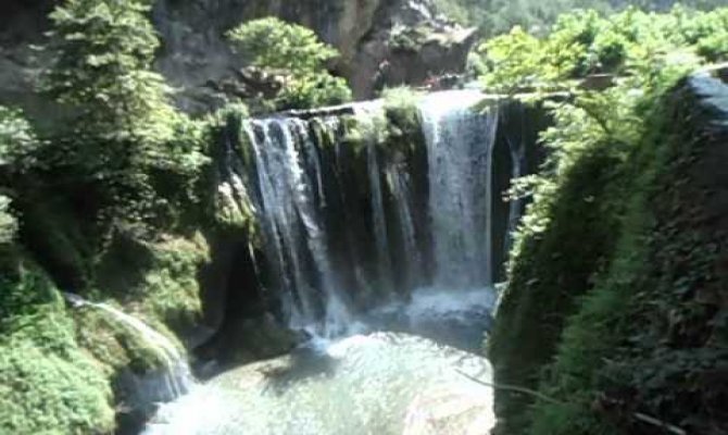 Sabun Çayı Şelalesi serinliğin adresi oldu