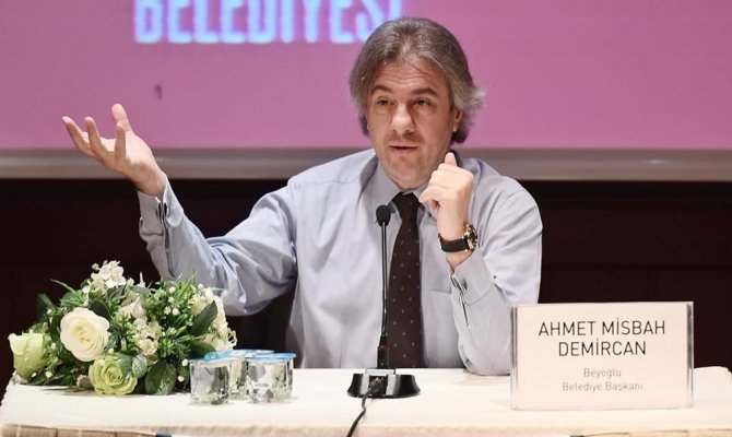 Demircan: 9 bina risk altında