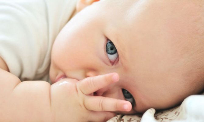 Çocuğunuz Parmaklarını Emiyorsa Dikkat!