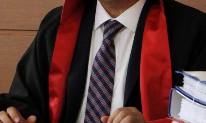 3 bin 320 hakim ve savcının görev yeri değişti