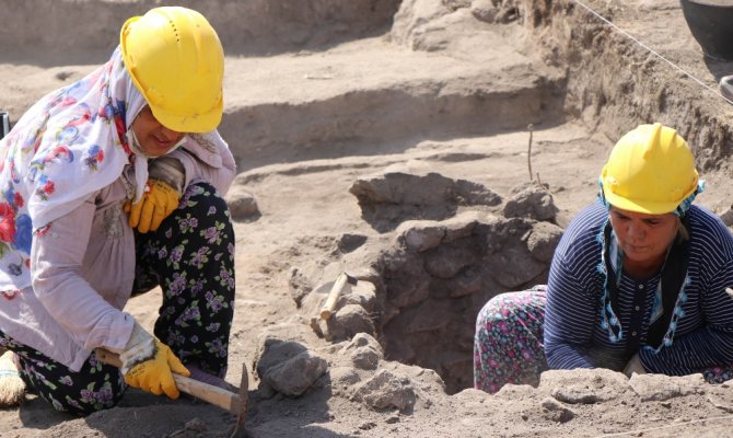 Anadolu kadınları ‘Anadolu’nun tarihini gün yüzüne çıkarıyor