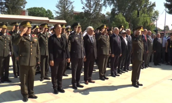 Kıbrıs’ın fethi törenlerle kutlandı