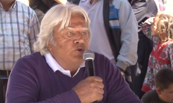 Cüneyt Arkın hastaneye kaldırıldı