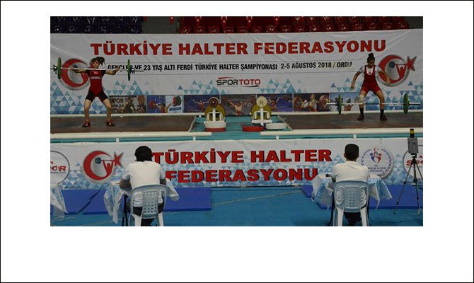 Kahramanmaraşlı Melike Günal birinci oldu