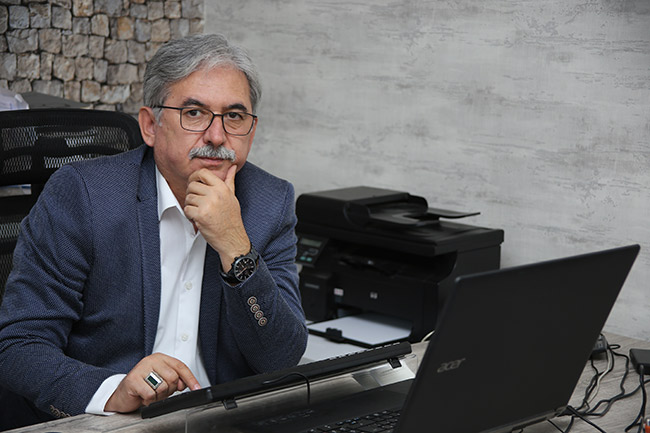 Tel Tel Dökülüyoruz, Allah Bizi Affetsin!