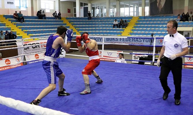 Boksta şampiyon belli oluyor