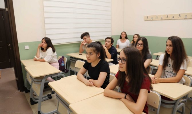 Yerleşemeyen 45 bin öğrenciye kayıt hakkı