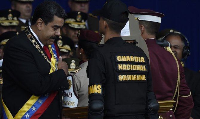 Maduro'ya suikast girişiminde üst düzey askerlere gözaltı
