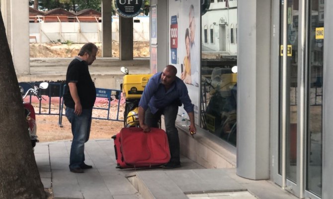 Bomba imha uzmanının cesareti korkuttu