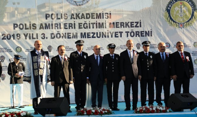 Bakan Soylu’dan yeni polislere tavsiyeler