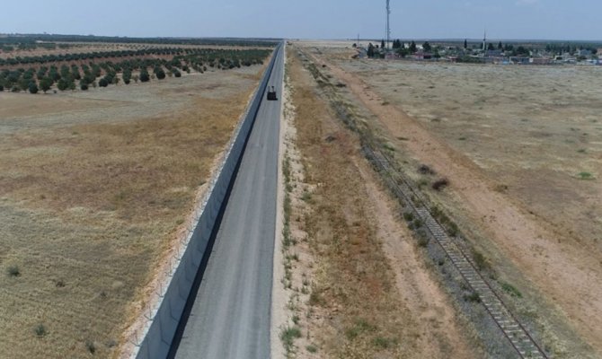 Suriye sınırı ’özel güvenlik bölgesi’ ilan edildi