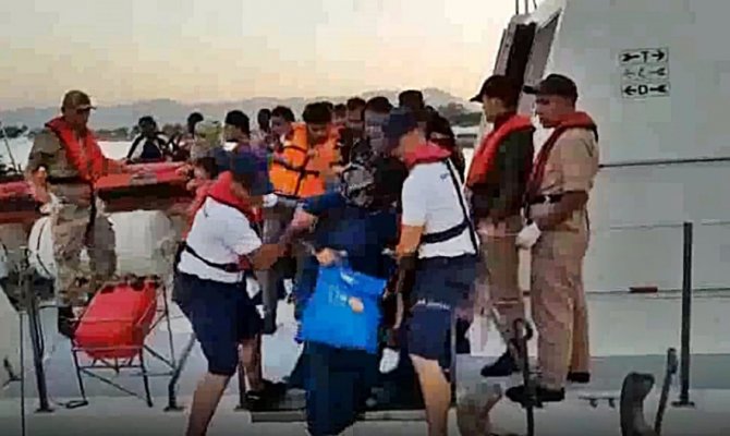 Ölüme yolculuk yapan 32 göçmen böyle yakalandı