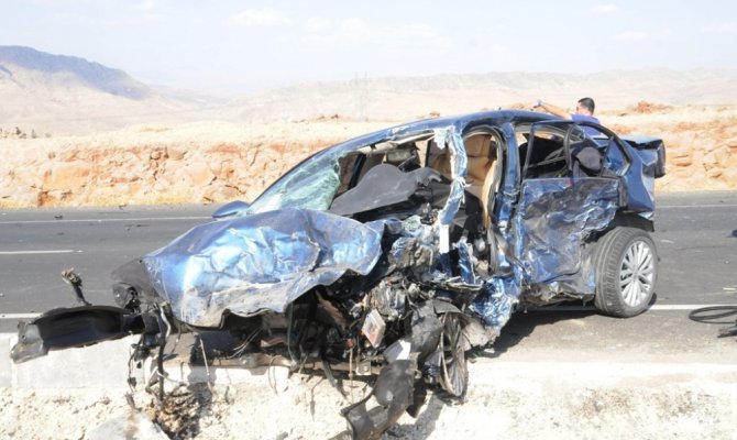 Cizre’de zincirleme trafik kazası: 1 ölü, 8 yaralı