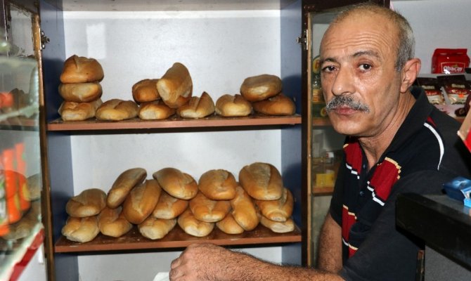 Kahramanmaraş'ta poşetle gelene ekmek 90 yerine 80 kuruş