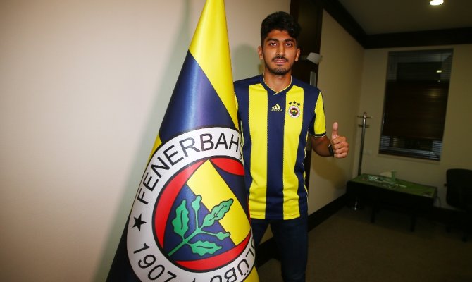 Fenerbahçe Deniz Yılmaz ile sözleşme imzaladı