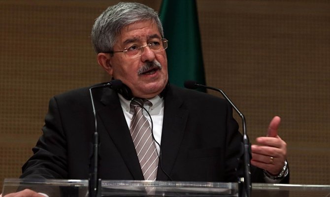 Cezayir Başbakanı Uyahya: Cezayir'de meclis feshedilmeyecek