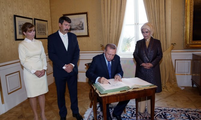 Erdoğan Macar mevkidaşı Ader’le görüştü