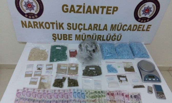 Gaziantep polisinden uyuşturucu tacirlerine operasyon: 30 gözaltı