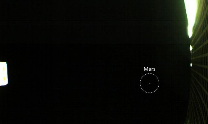 NASA'nın CubeStat uyduları ilk Mars fotoğrafını yolladı