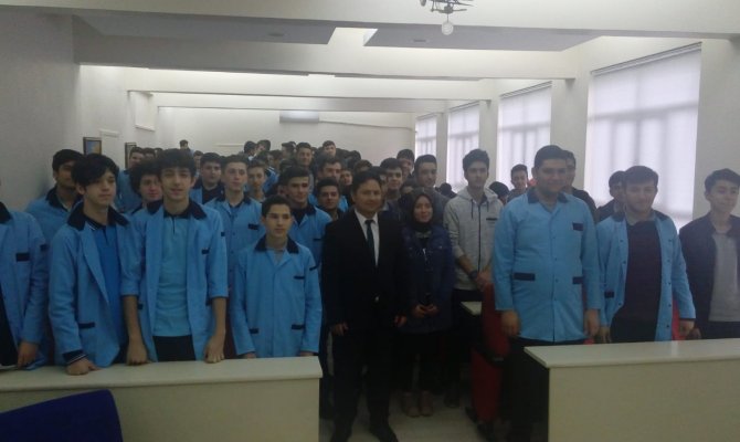 Tarihçi Yazar Mehmet Işık öğrencilerle buluştu  