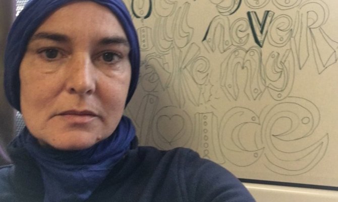 Dünyaca ünlü şarkıcı Müslüman oldu