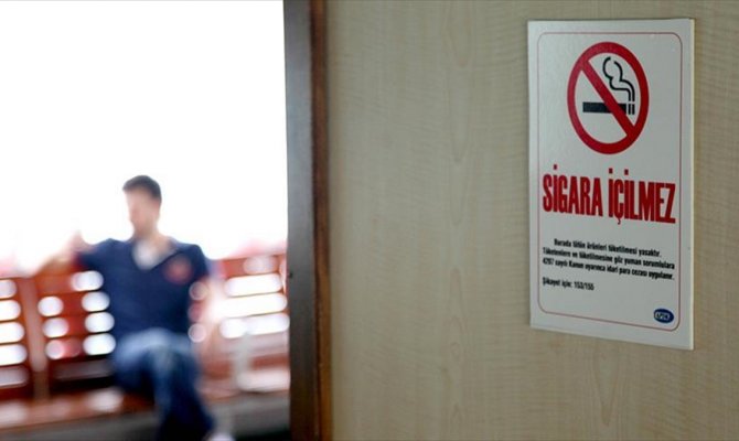 Kapalı alanda sigara içenlere 6 milyon lira ceza
