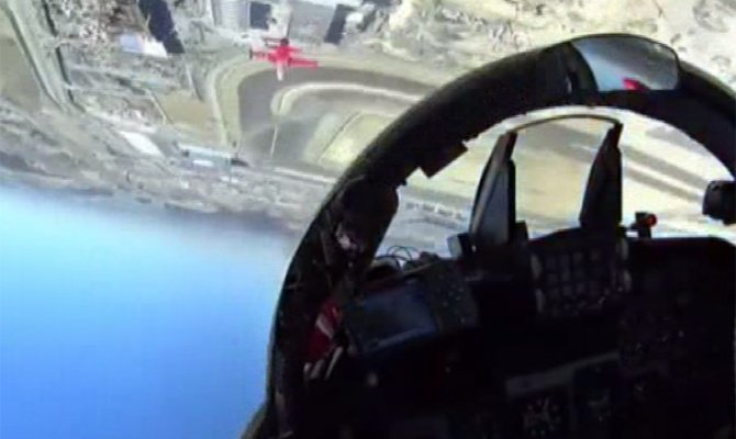 Açılış Türk Yıldızlarının kokpitinden böyle görüntülendi