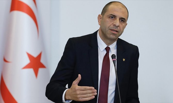 Özersay'dan Rum lideri Anastasiadis'e tepki