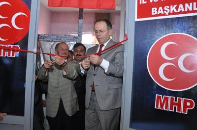 Hükümet derhal erken seçime gitmelidir