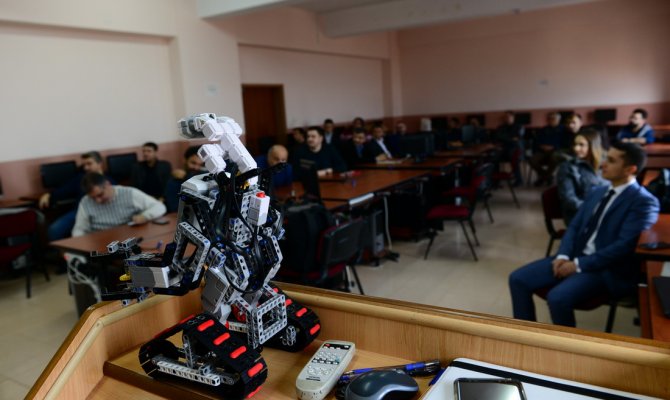 Robotik Kodlama Eğitici Eğitimi Başladı