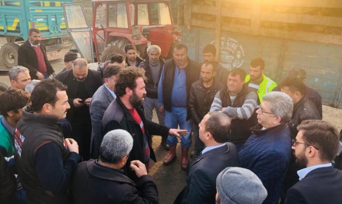 MHP Kahramanmaraş Milletvekili Sefer Aycan, Şeker pancarı çiftçisini dinledi