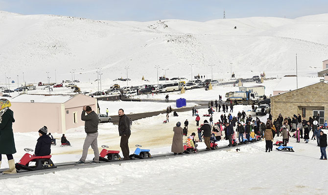 Kahramanmaraş Yedikuyular Kayak merkezi ihale ile kiraya verildi