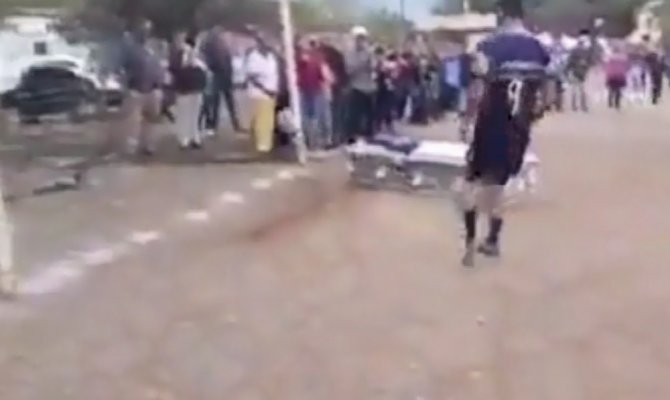 Tabutla gol attırdılar