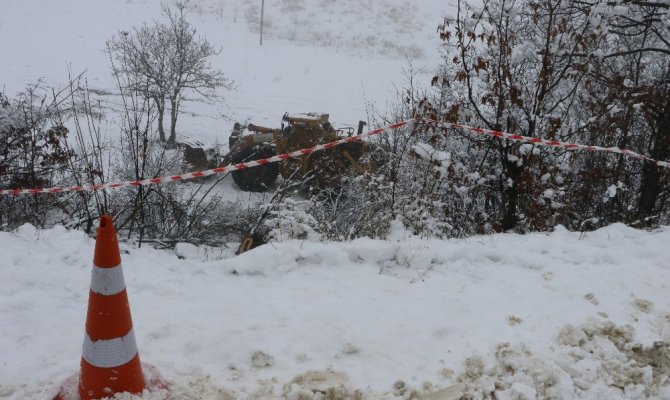 Akşam baba oldu sabah kepçesinin altında kaldı